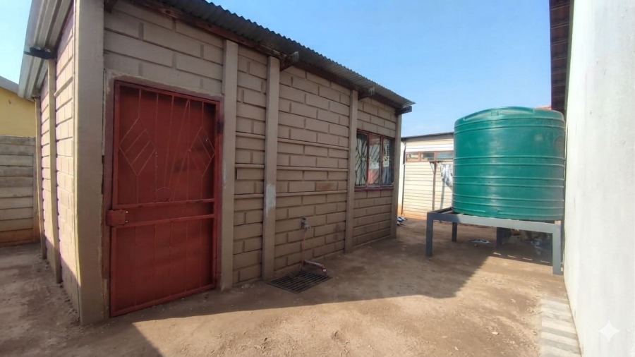 2 Bedroom Property for Sale in Boitekong North West